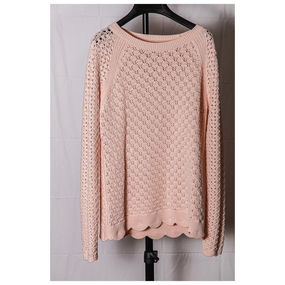 LOFT - Baby Pink Scalloped Sweater